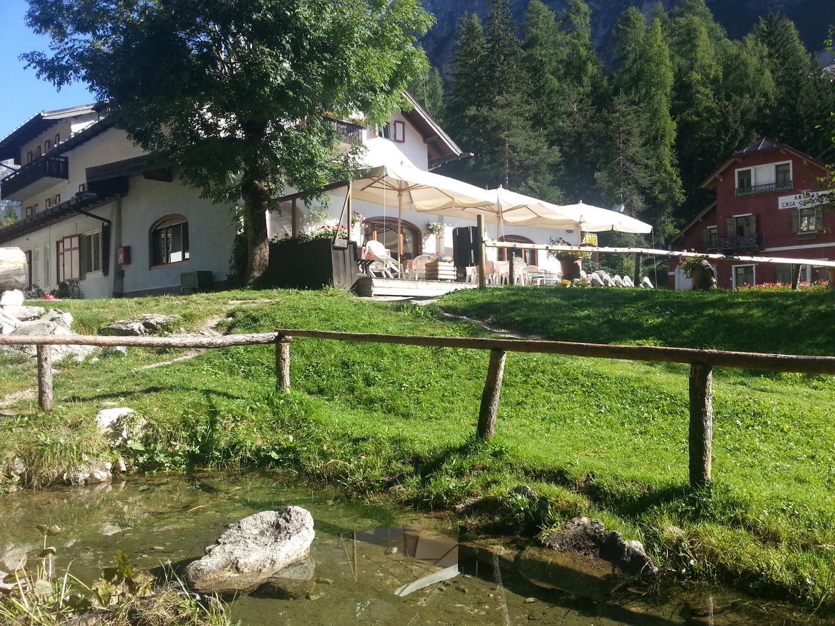 Hotel Fiames Cortina dʼAmpezzo Exterior foto