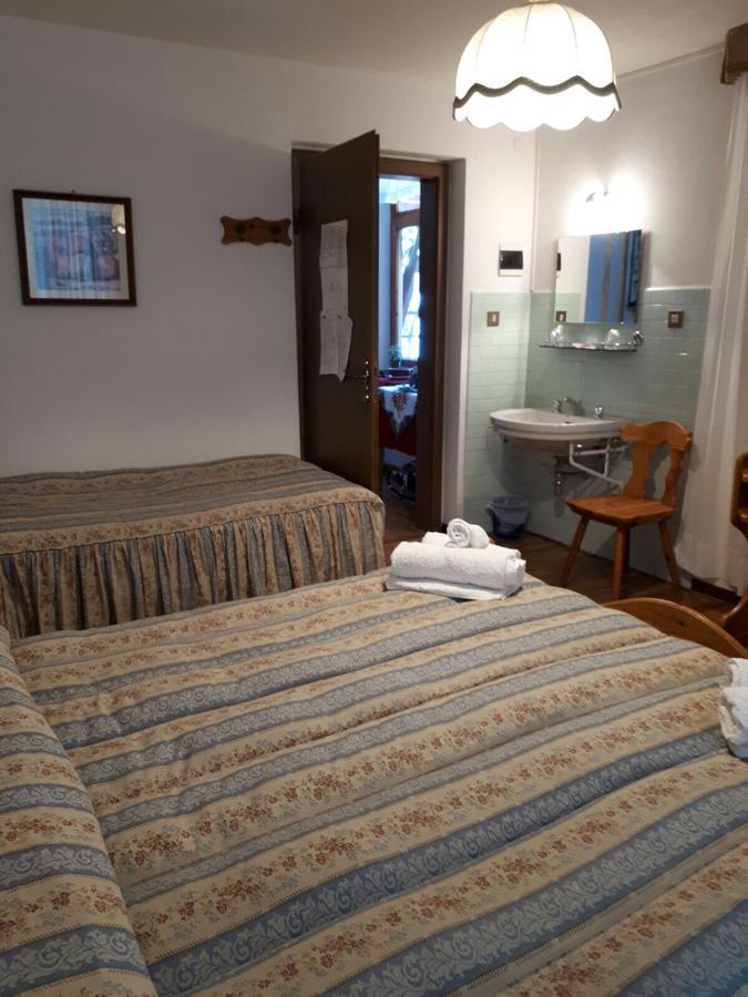 Hotel Fiames Cortina dʼAmpezzo Exterior foto